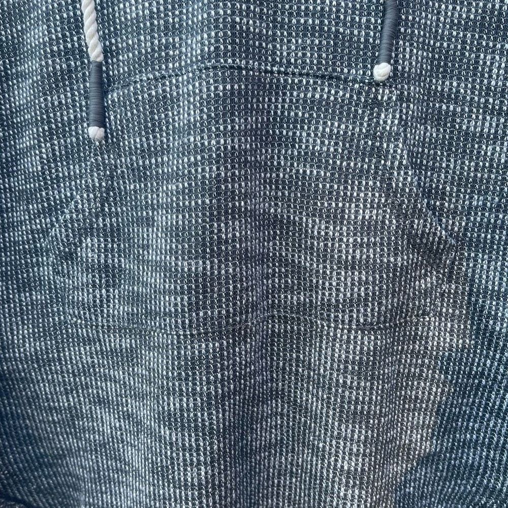 Inspired Hearts Gray Waffle Knit Relaxed Lace-Up Lightweight Hoodie SZ M/L NWOT - Picture 4 of 8